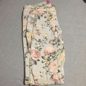 Floral Almost Famous brand jeans!